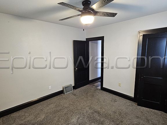 5th image of 148 Bowling St SW