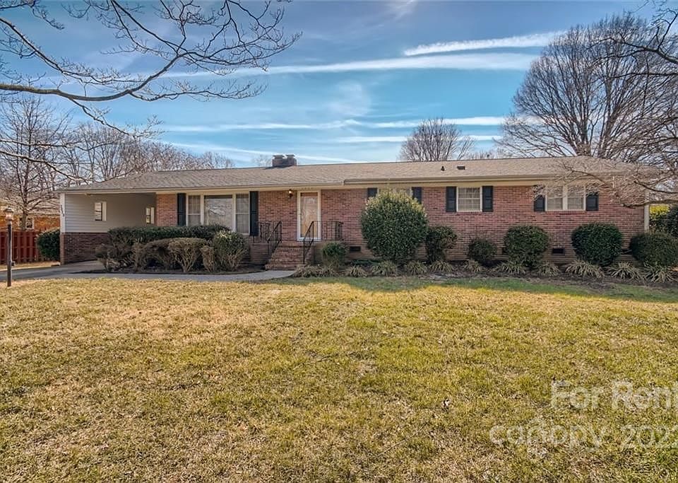 1st image of 2020 Helen Dr