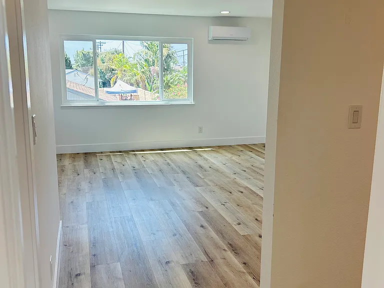 6281 Balmoral Dr #1 — Photo 13