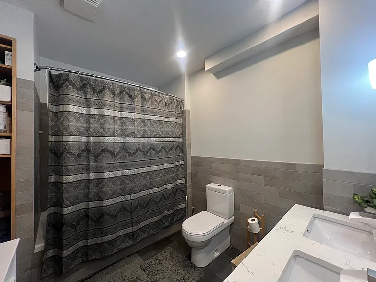 315 Windsor St #315 — Photo 32