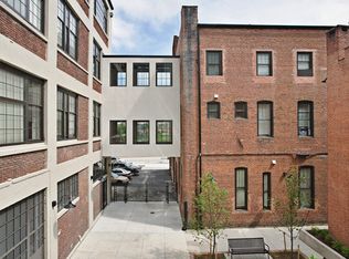 Printers Square, Baltimore, MD 21202
