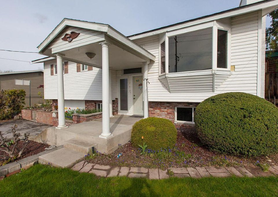 Amazing home in and out!!