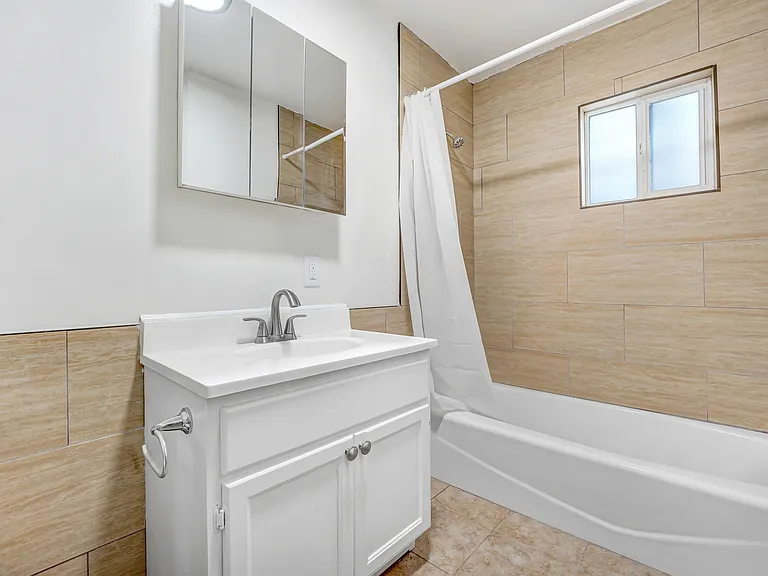 820 S Osage Ave #E — Photo 3