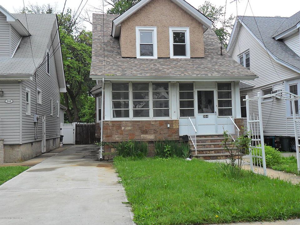 2nd image of 264 Decker Ave
