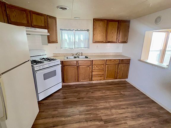 5th image of 811 E 3rd Ave #24