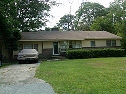 2nd image of 318 Ashley Dr