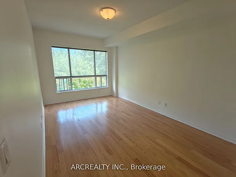2 Maison Parc Ct #406 — Photo 14