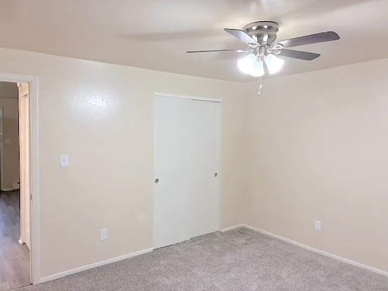 Lampliter Apartments — Photo 8