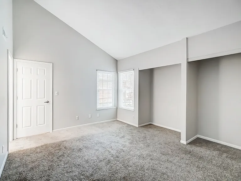 1804 Cliffview Ln — Photo 22