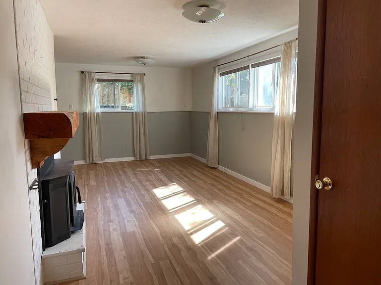 400 SE 111th Ave — Photo 7