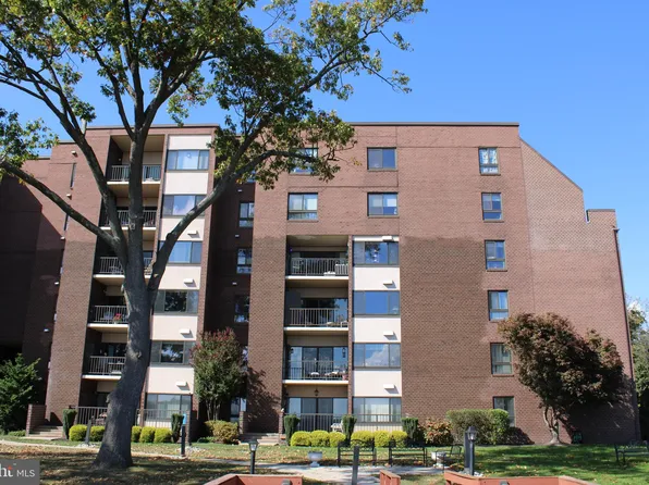 5100 Convent Ln APT 407, Philadelphia, PA 19114