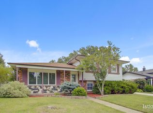 10559 S 88th Ave, Palos Hills, IL 60465