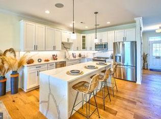 34 Prestwick Ln, Williamstown, NJ 08094