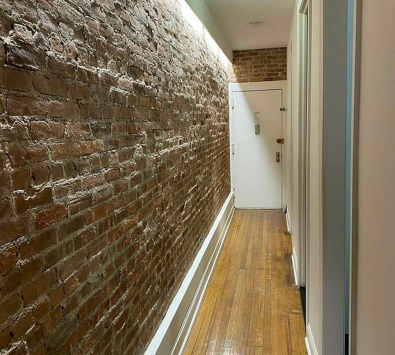 1st image of 644 W 204th St APT 21
