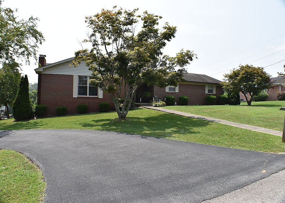 1st image of 118 Cranbrook Dr