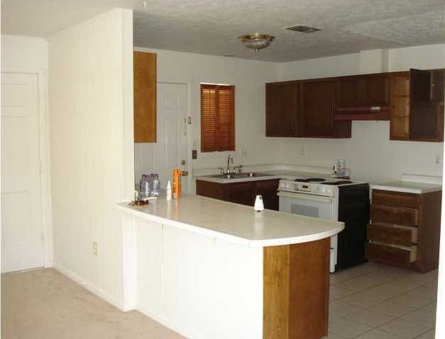 2nd image of 22519 Coral Ave
