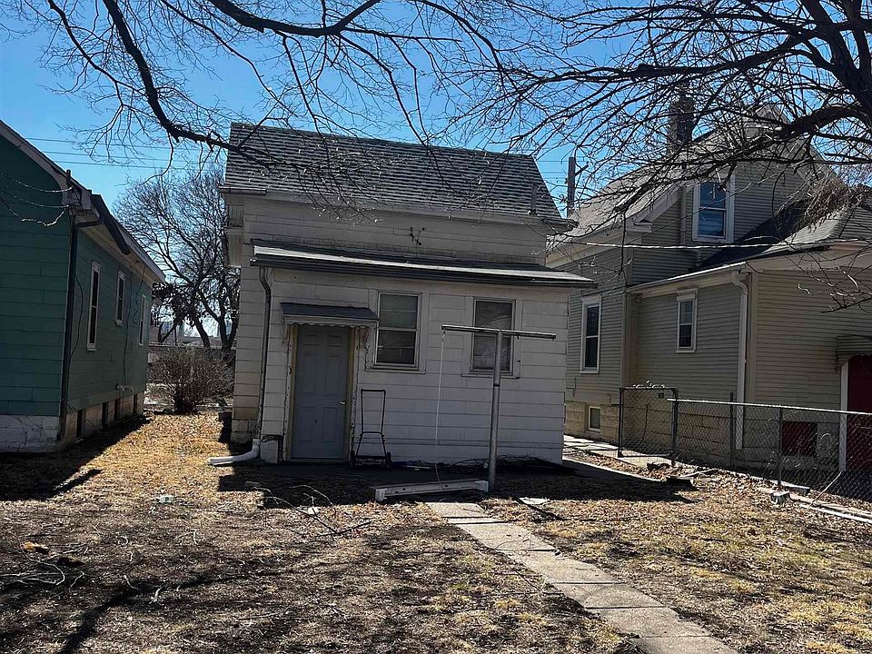 2nd image of 836 Y St