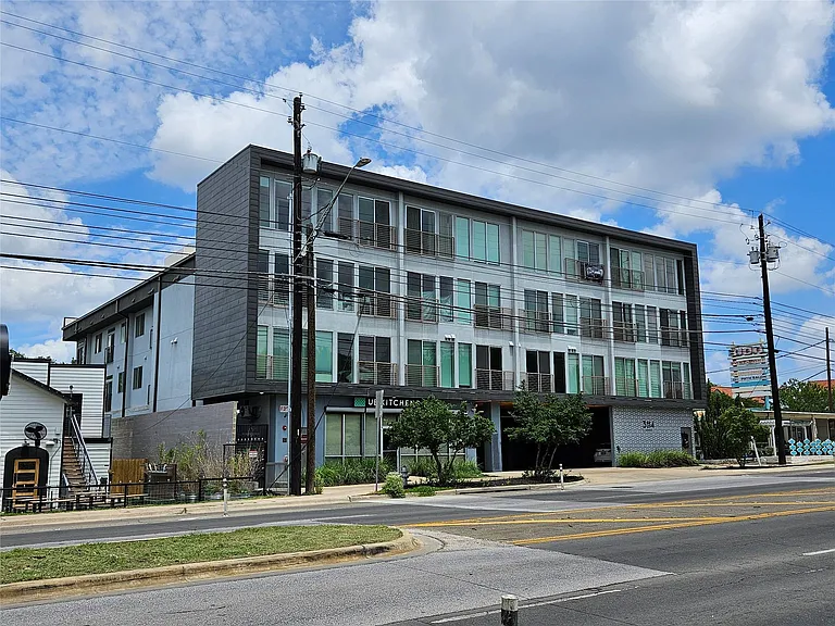3114 S Congress Ave #302 — Photo 34