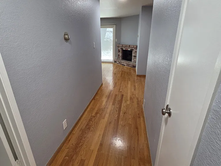 1333 De Haro St — Photo 3