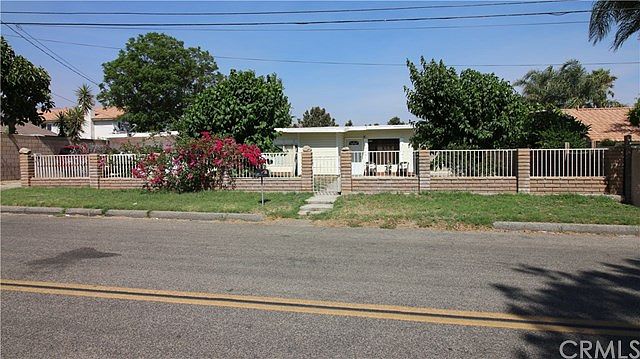 1st image of 3805 Bronson St