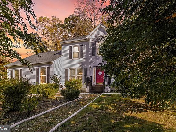5th image of 2252 Aquia Dr