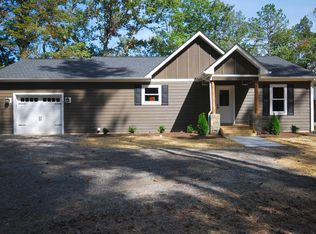 952 Shipyard Rd, Shenandoah, VA 22849