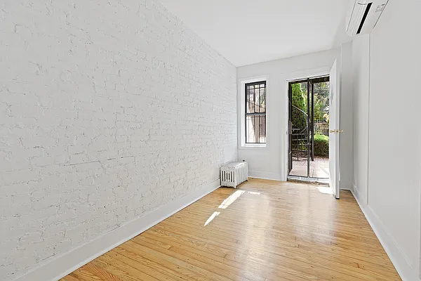 Rented by Compass | media 15