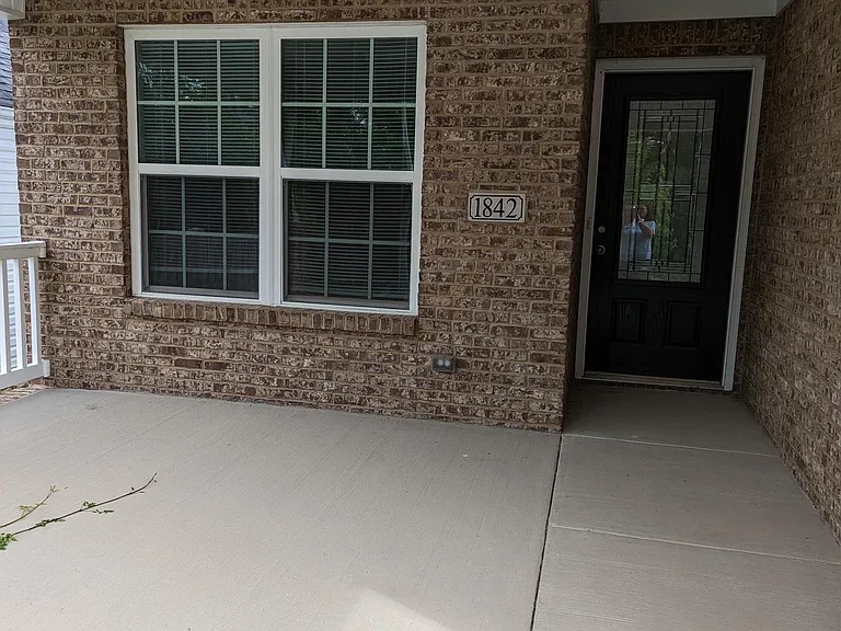 1842 Falling Leaves Ln — Photo 1