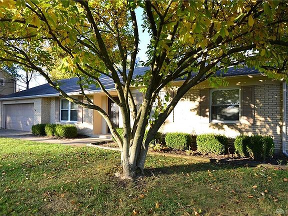 2nd image of 3811 Willow Creek Dr