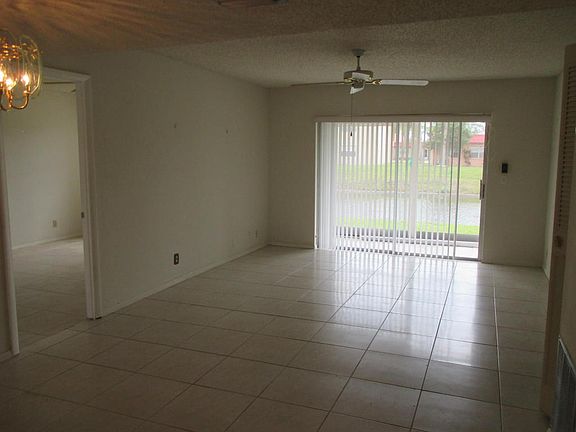 4th image of 347 Lake Dora Dr