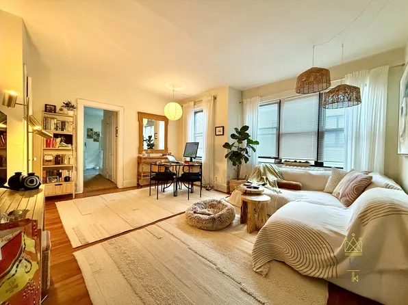 124 Babcock St, Brookline, MA