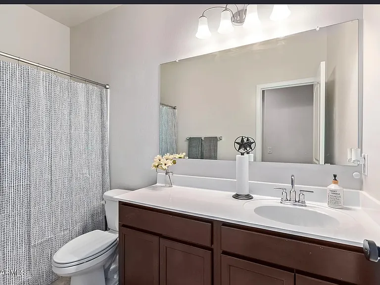 30987 W Columbus Ave — Photo 17