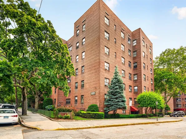 30 Fleetwood Avenue #4F, Fleetwood, NY 10552