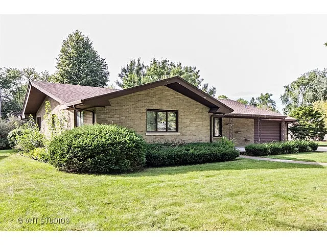 503 Palladium Dr E photo 1