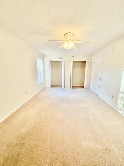 19 Rose Garden Ln #101 — Photo 11