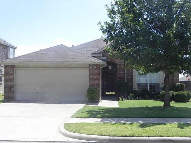1st image of 7206 Park Hill Trl