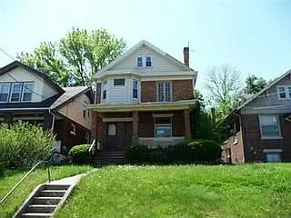 1917 Crane Ave photo 1