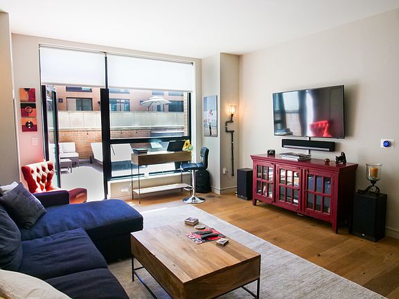 4th image of 540 W 28th St APT 2