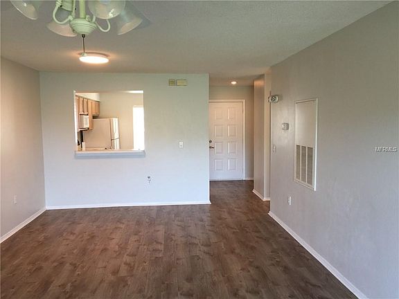 5th image of 13414 Fairway Glen Dr APT 103