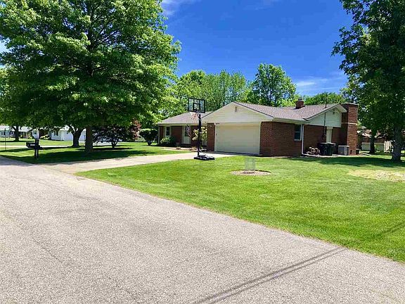 2nd image of 3879 S Orchard Ct