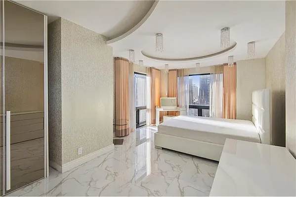 Sold by Somerset Residential Real Estate | media 3