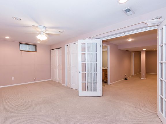 5th image of 1205 Crested View Dr
