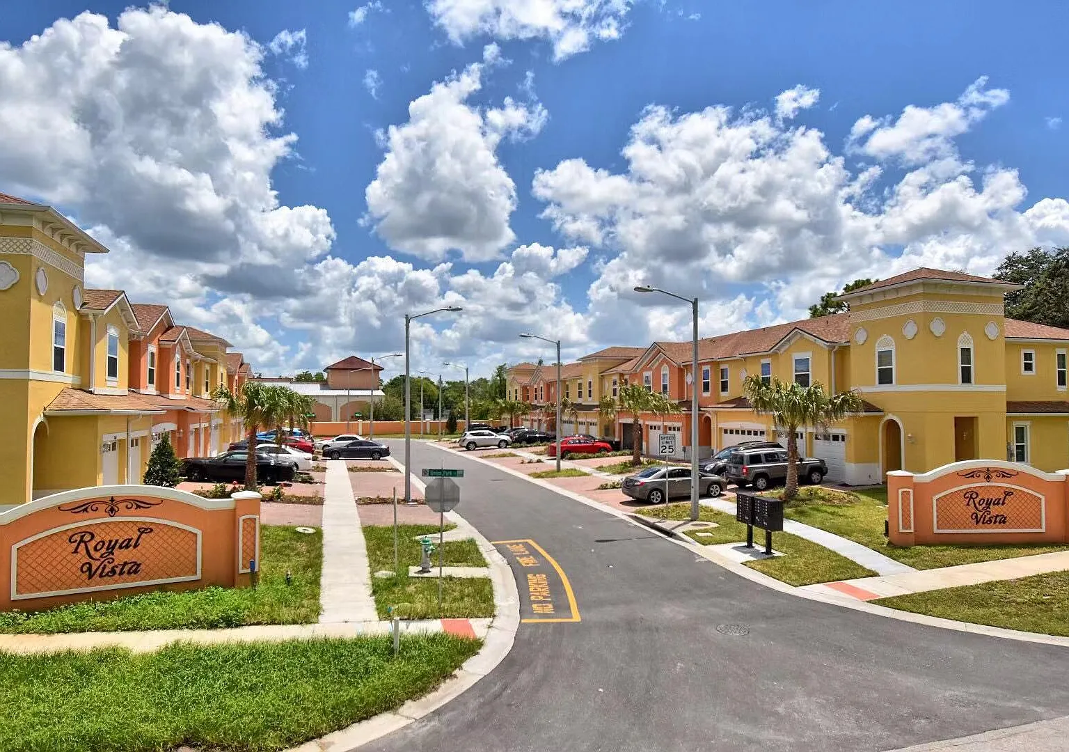 5 bed, 3.5 bath, 2500 sqft, $2,785 — Photo 3