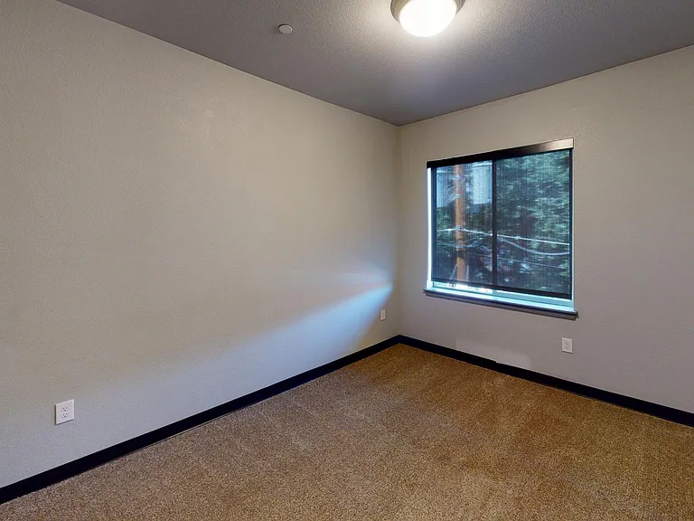 1143 13th St #5E — Photo 3