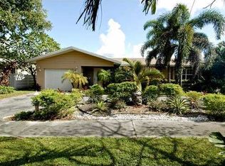 4009 Hayes St, Hollywood, FL 33021