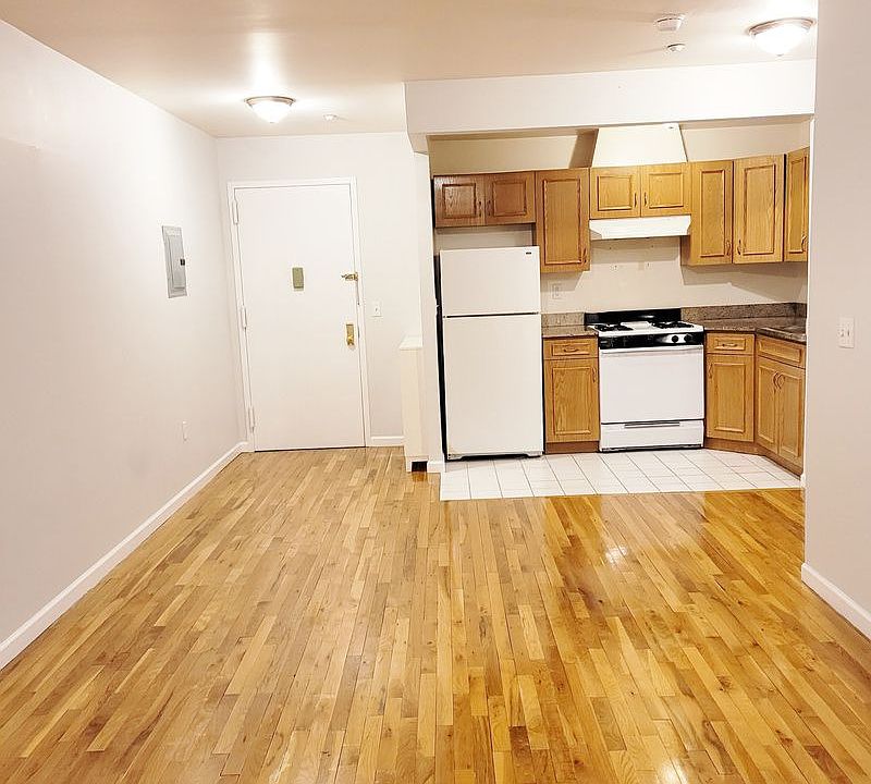 1st image of 28-14 31st St #311