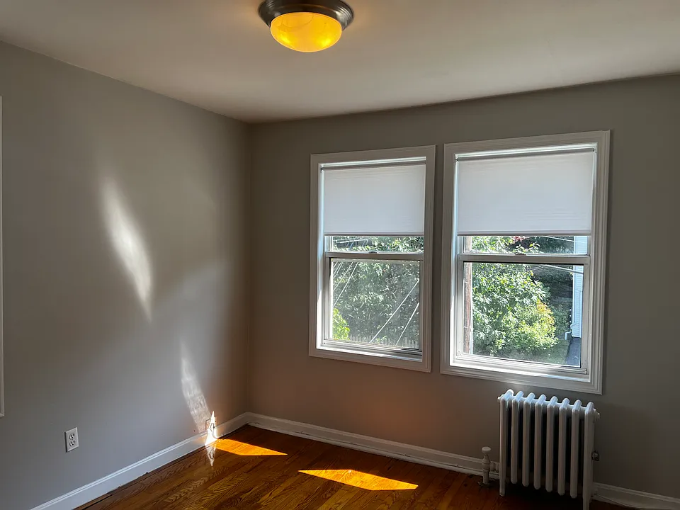 62 Carlisle St