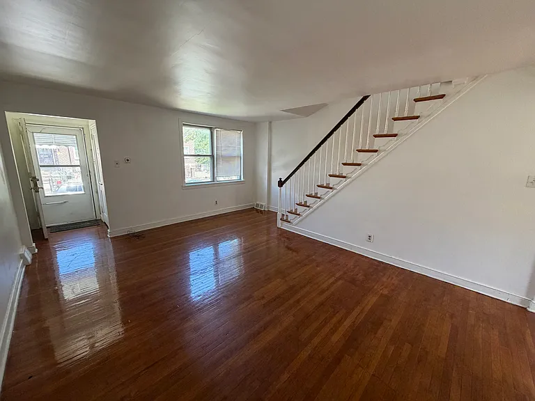 7051 Kindred St — Photo 3