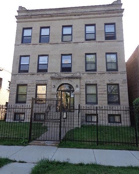 1st image of 6131 S University Ave APT 3N