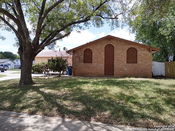 2nd image of 7502 Barryhill St